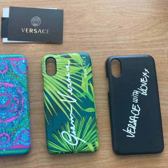 New 100% Authentic VERSACE Phone Cases for iPhone X and iPhone XS - Picture 5 of 5